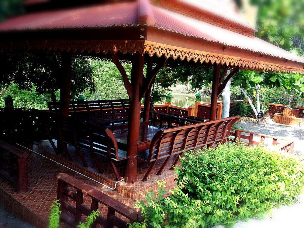 Jaroenrat Resort Samut Songkhram Dış mekan fotoğraf