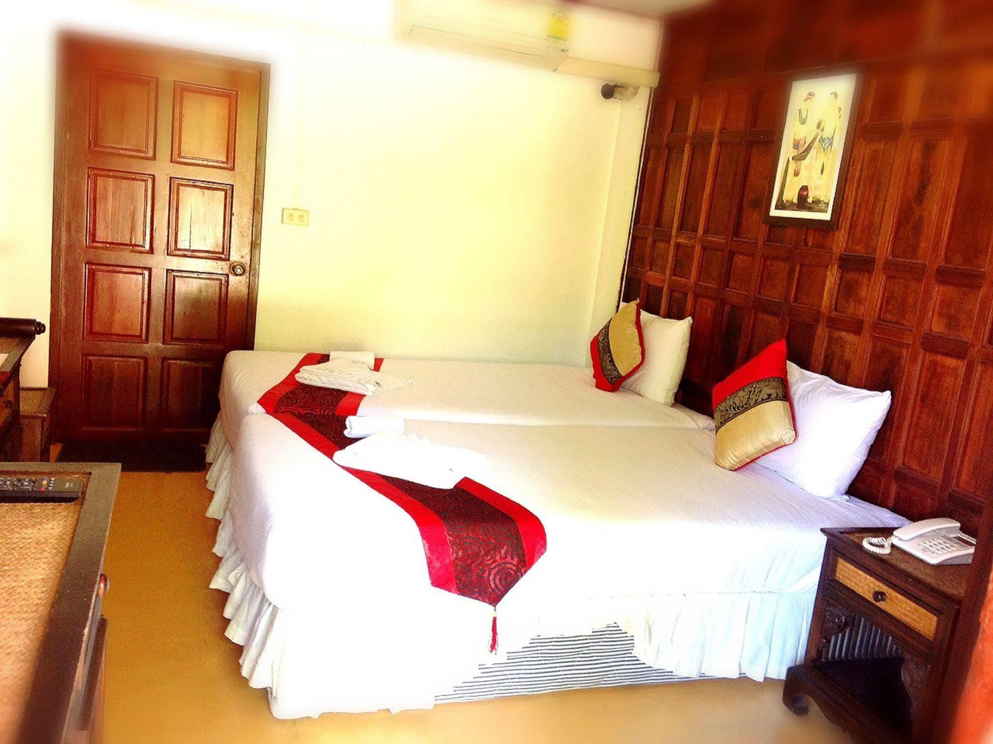Jaroenrat Resort Samut Songkhram Dış mekan fotoğraf