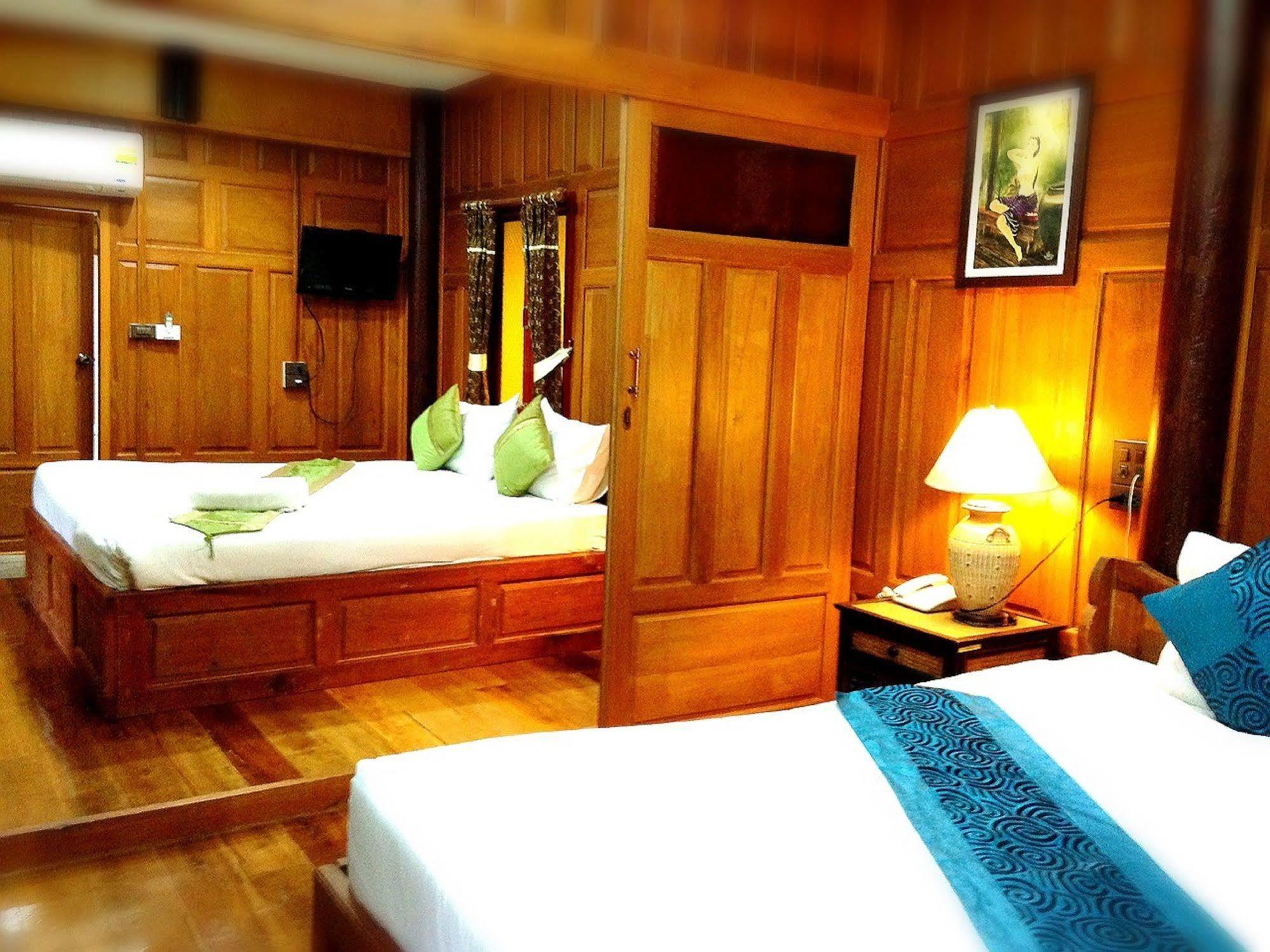 Jaroenrat Resort Samut Songkhram Dış mekan fotoğraf