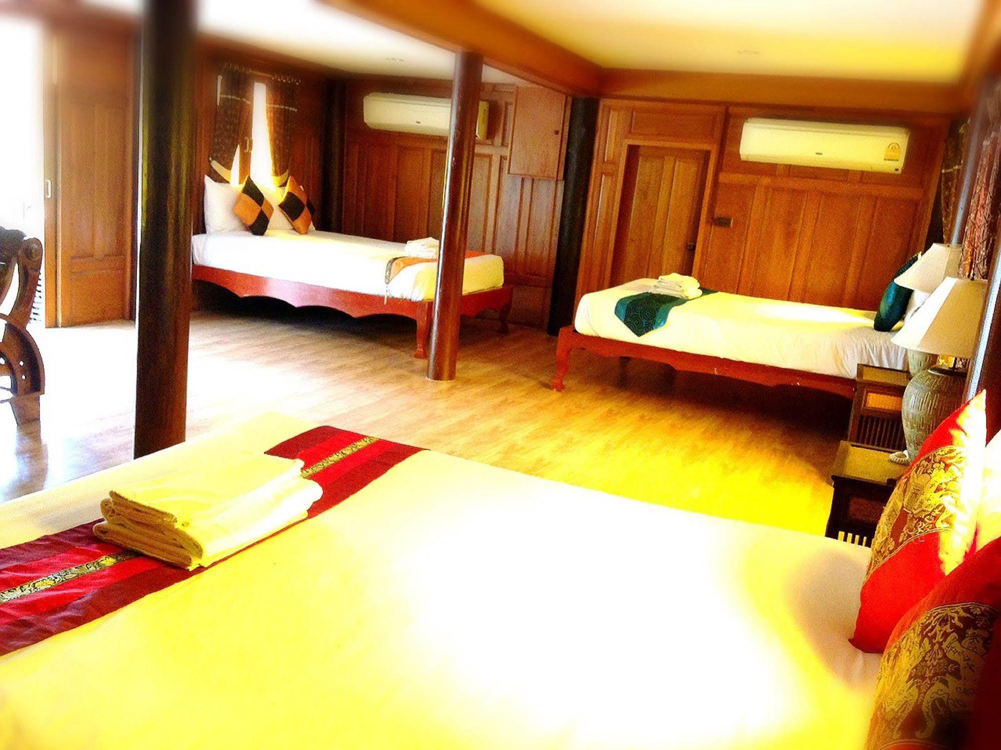Jaroenrat Resort Samut Songkhram Dış mekan fotoğraf