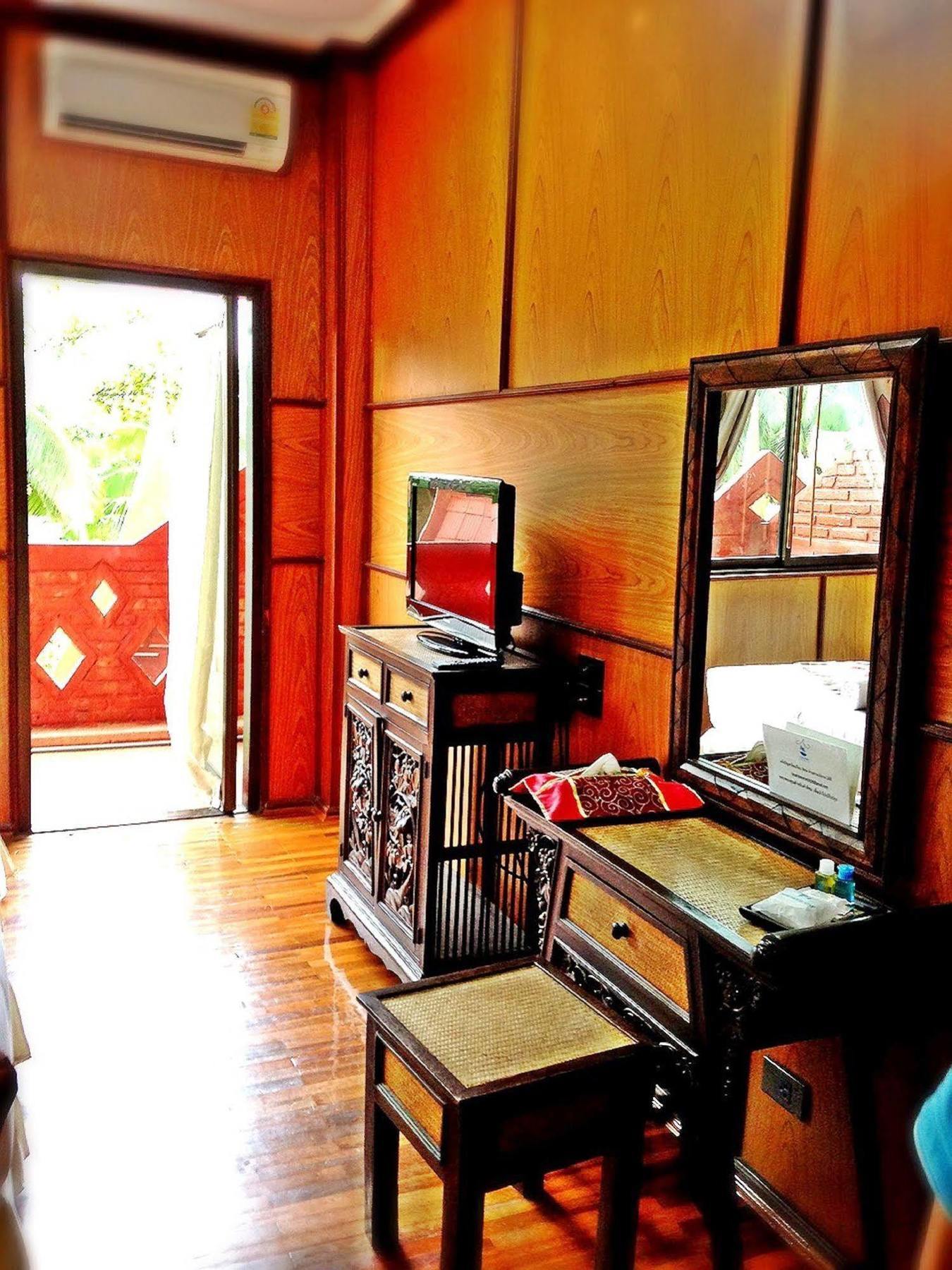 Jaroenrat Resort Samut Songkhram Dış mekan fotoğraf