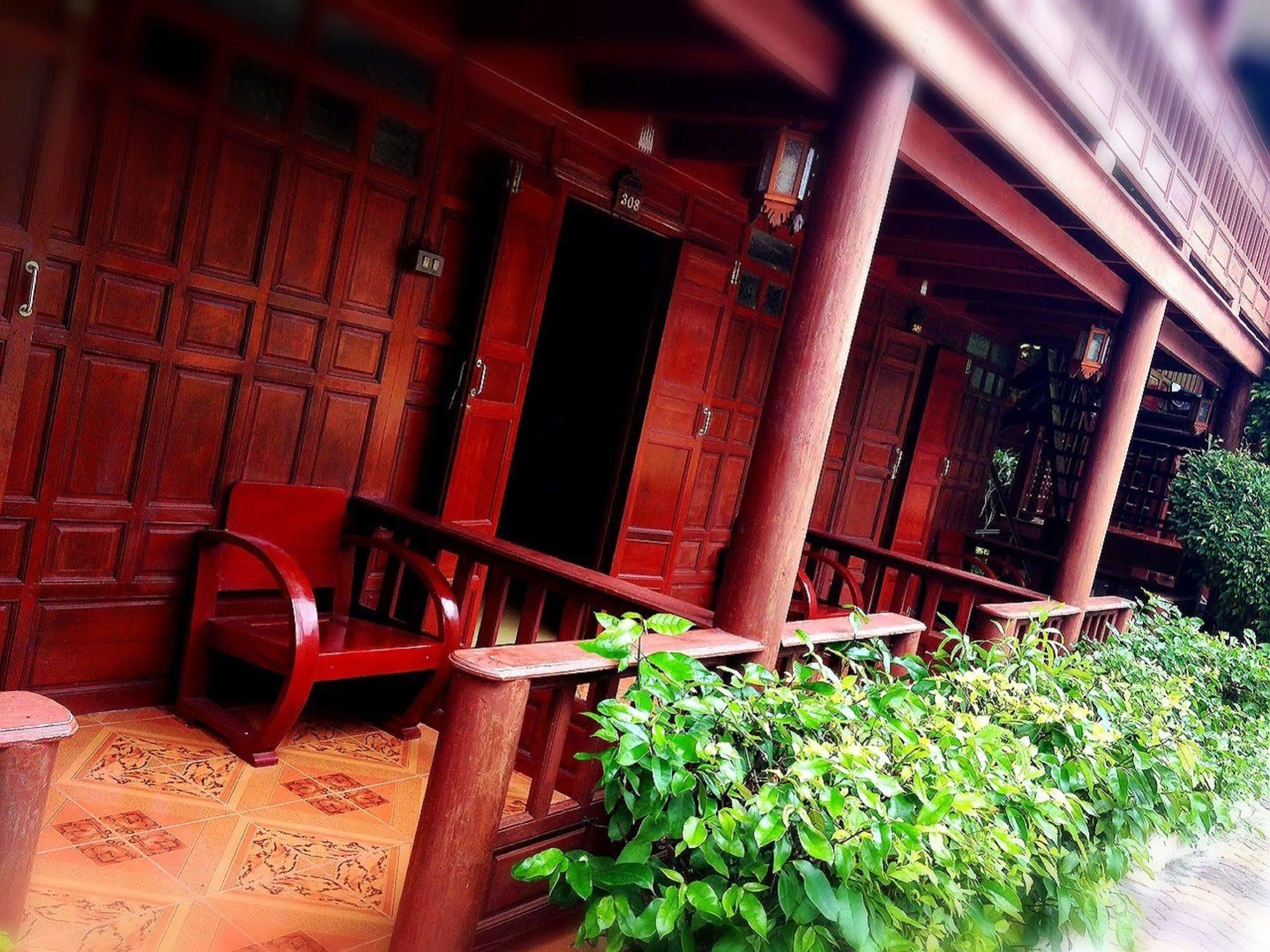 Jaroenrat Resort Samut Songkhram Dış mekan fotoğraf