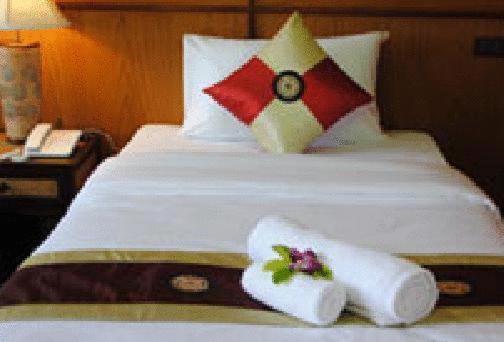 Jaroenrat Resort Samut Songkhram Oda fotoğraf